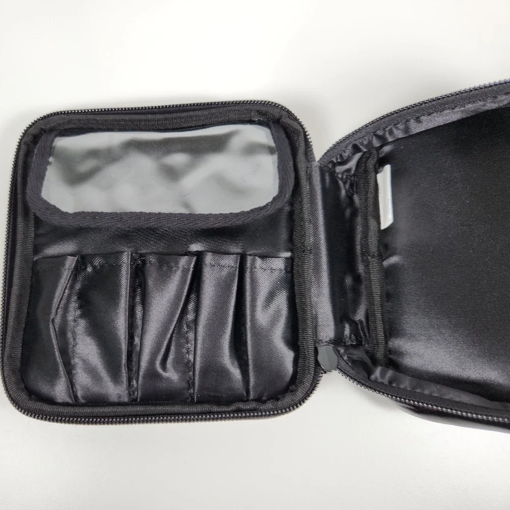 Peripera Makeup Case w/ Mari Kim Graphic Art, Korean 
